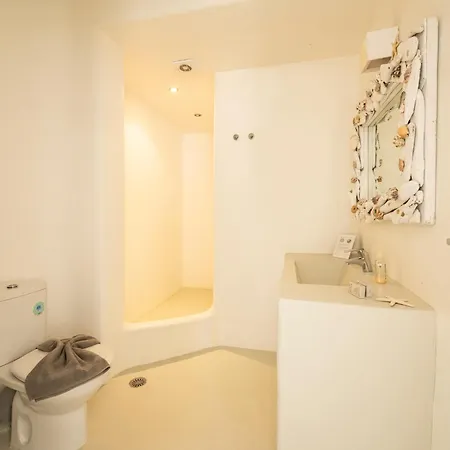 Manolia Luxury Private House By Mykonian Kazarte 度假居